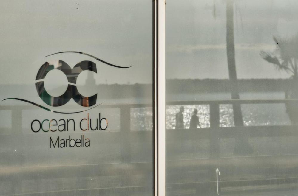 Playas Del Duque, Puerto Banus, Golf .Playa Y Compras Apartment Marbella Bagian luar foto